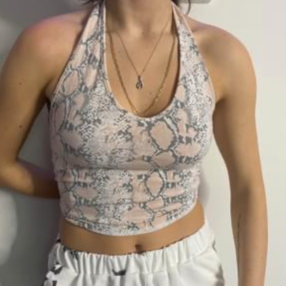 AMERICAN EAGLE TOP NEW - Picture 1 of 2